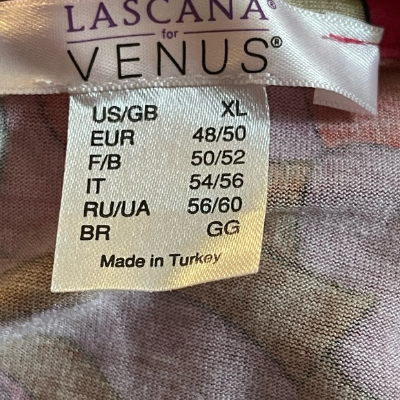 Venus Top - Picture 5 of 6